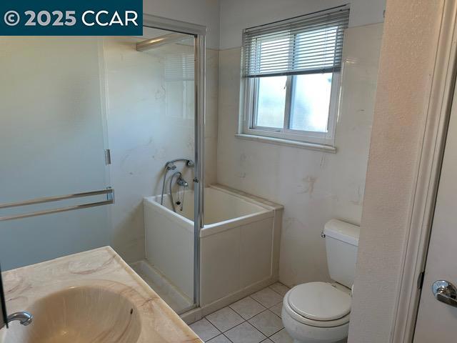 35593 Cleremont Dr, Newark CA: https://media.crmls.org/mediaz/d7acdaf6-1057-4efc-aa3d-f0721a1a6b2d.jpg