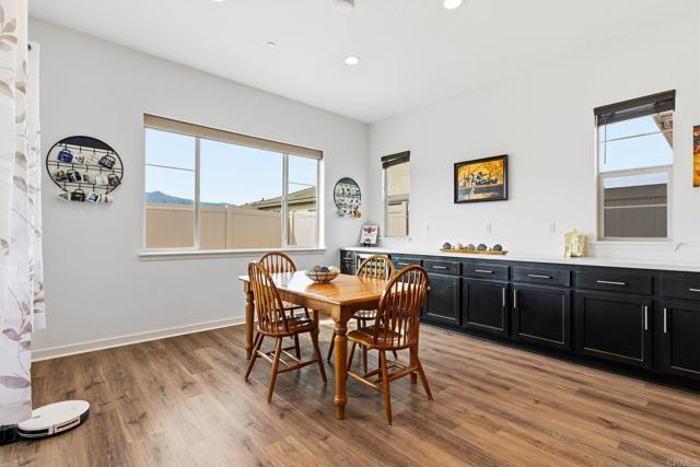 Detail Gallery Image 13 of 47 For 24067 Brison Dr, Corona,  CA 92883 - 2 Beds | 2 Baths