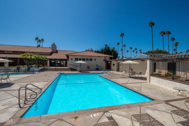 1215 Anchors Way Drive, Ventura CA: https://media.crmls.org/mediaz/d7ad4c7c-72bd-4d4c-a48a-e2dd835c7467.jpg