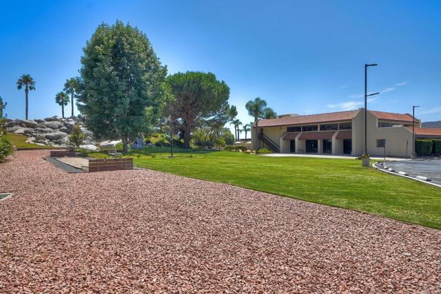 Detail Gallery Image 39 of 44 For 5252 Harvest Ct, Oceanside,  CA 92057 - 3 Beds | 2 Baths