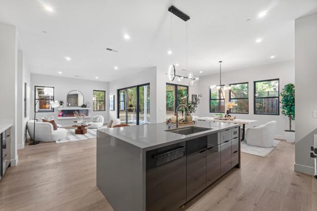 767 Cuesta Drive, Mountain View CA: https://media.crmls.org/mediaz/d7ae47da-f477-4810-a2f0-2cd4439cb599.jpg