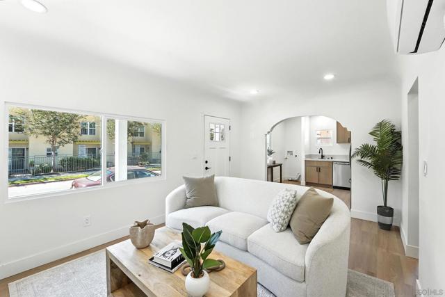 3912 Polk Ave, San Diego CA: https://media.crmls.org/mediaz/d7afc1f2-85e5-4219-9b1a-b8e7e3acb935.jpg