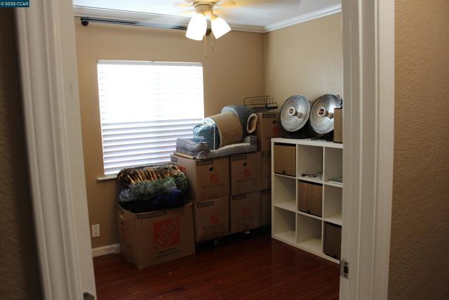 2956 Mckenzie Dr, Richmond CA: https://media.crmls.org/mediaz/d7aff330-4db7-45d2-8ffb-2aa36b16104b.jpg