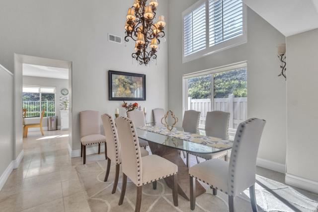 Image 8 of 40 For 10403 Valley Waters Drive