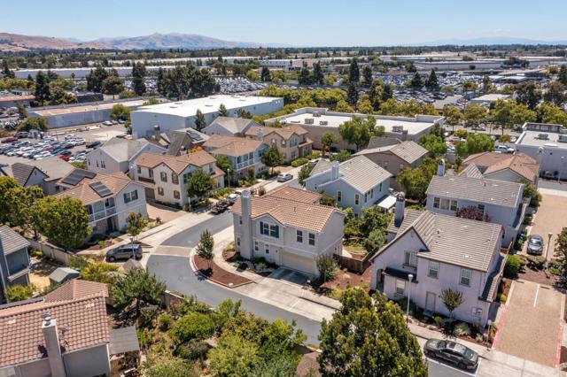 1614 Welford Circle, Hayward CA: https://media.crmls.org/mediaz/d7b13e36-d5d1-42ff-a826-c6aa1735c8f0.jpg