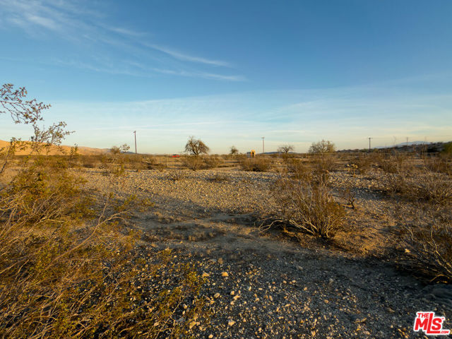 0 McGarger Road, Desert Hot Springs CA: https://media.crmls.org/mediaz/d7b17b79-6373-4314-b04e-e554c49bf79d.jpg