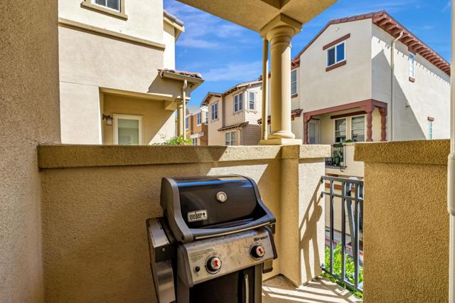 361 W Evelyn Avenue, Mountain View CA: https://media.crmls.org/mediaz/d7b1d57c-c7b7-455f-9455-8713eb2ef304.jpg