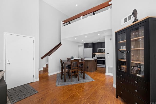 Image 5 of 38 For 701 Kettner Boulevard 88