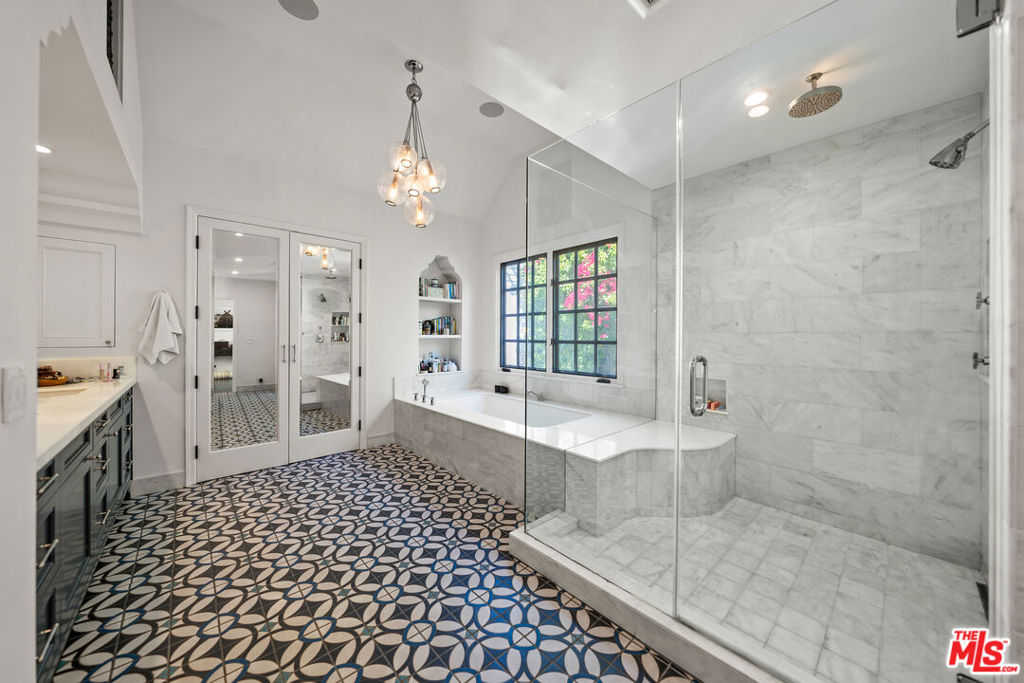 MLS #25536399 image #9