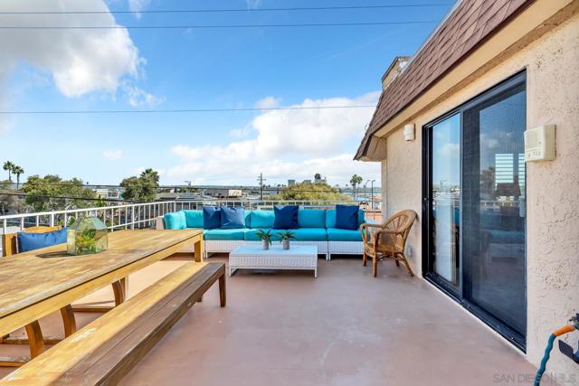 Rear deck for entertaining and dining.  Views of Mission Bay.