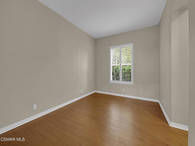 1048 Via Adorna, Newbury Park CA: https://media.crmls.org/mediaz/d7b613d0-56c0-4bdf-aebe-d0ed2da259de.jpg