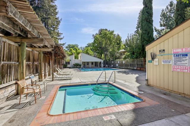 980 Kiely Boulevard, Santa Clara CA: https://media.crmls.org/mediaz/d7b69690-5011-4b7f-9399-87b3cd5d97c2.jpg