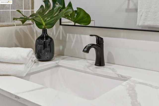 Image 38 of 53 For 1297 Sunnyhills Rd