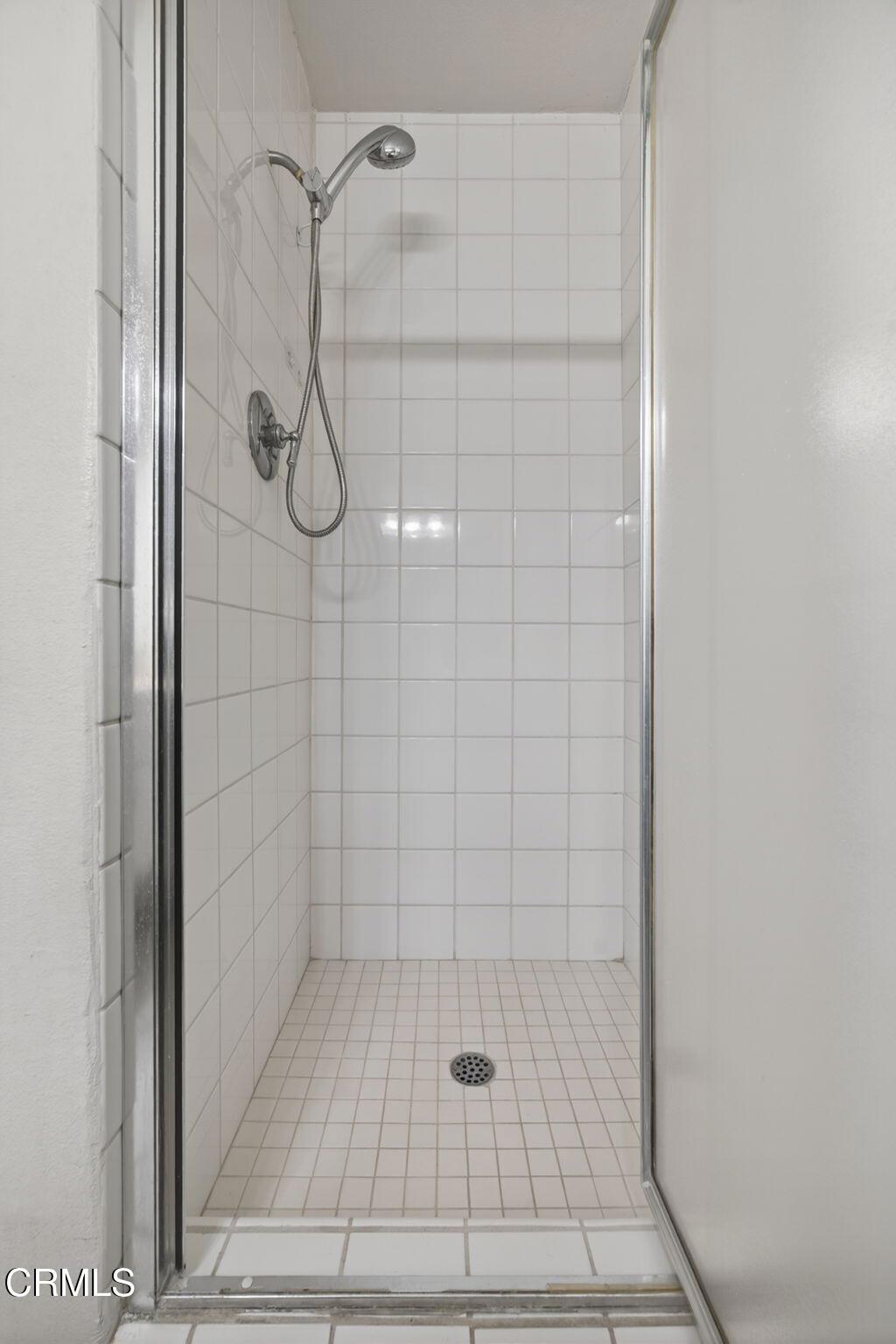 https://media.crmls.org/mediaz/d7b6e101-6711-4994-951d-3b3bf8bcf242.jpg?preset=X-Large