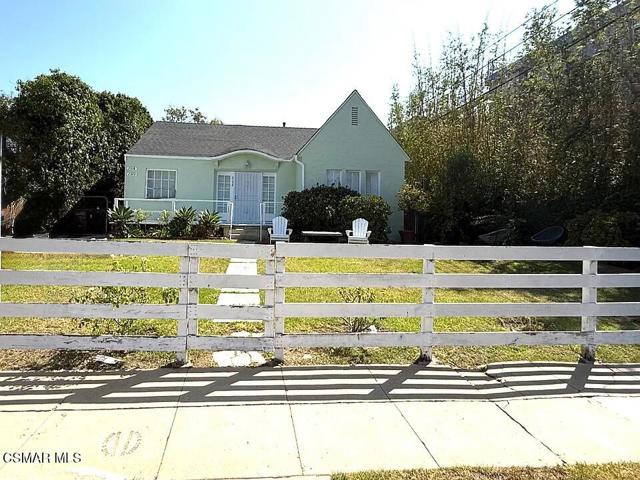 2320 Superior AVE