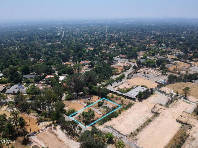 1962 E Loma Alta Drive, Altadena CA: https://media.crmls.org/mediaz/d7b7b52e-63f6-405b-af92-b1534a36be2d.jpg