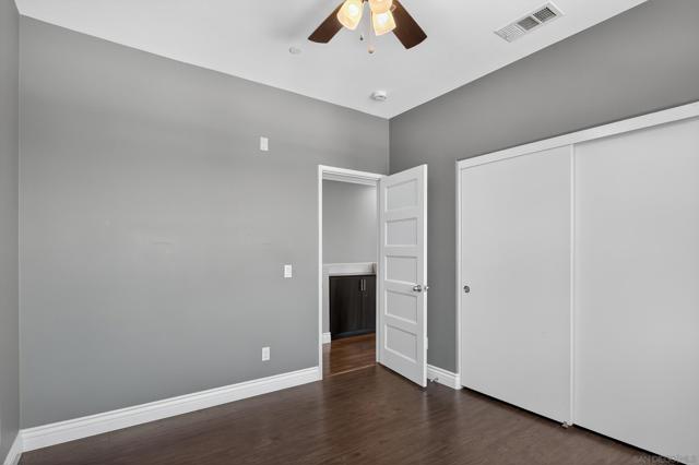 Image 25 of 37 For 42921 Avenida Amistad