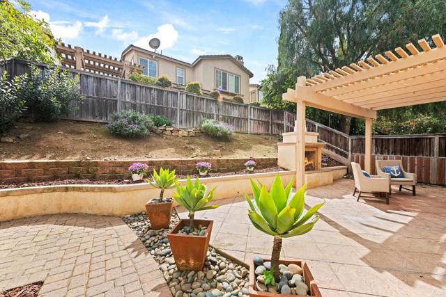 Detail Gallery Image 8 of 50 For 1717 Thorley Way, San Marcos,  CA 92078 - 4 Beds | 2/1 Baths