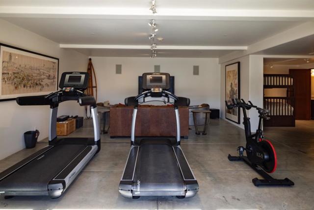18 Touche, Carmel CA: https://media.crmls.org/mediaz/d7bab3e4-723a-497e-b6af-0147a309e636.jpg
