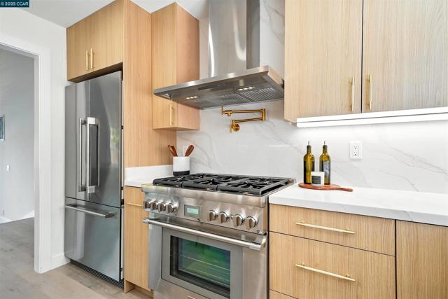 31 Junewood Ct, Danville CA: https://media.crmls.org/mediaz/d7baba6b-c015-4646-931f-09e138fc76e5.jpg