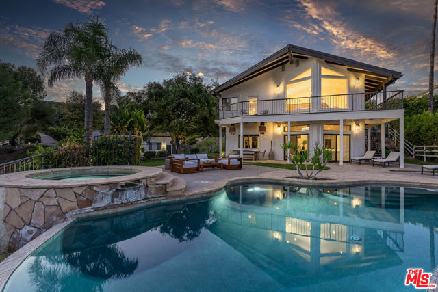 130 Dapplegray Road, Bell Canyon CA: https://media.crmls.org/mediaz/d7bad191-77eb-43cd-84f8-0ed6c8d3000a.jpg