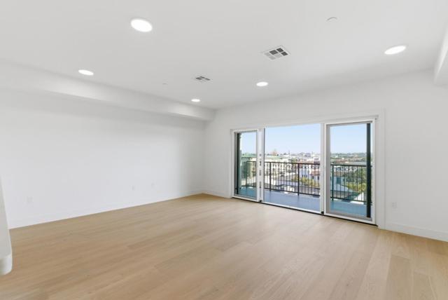 560 El Camino Real, San Carlos CA: https://media.crmls.org/mediaz/d7bb1eb2-14ed-4d77-aada-e909b87eb00d.jpg