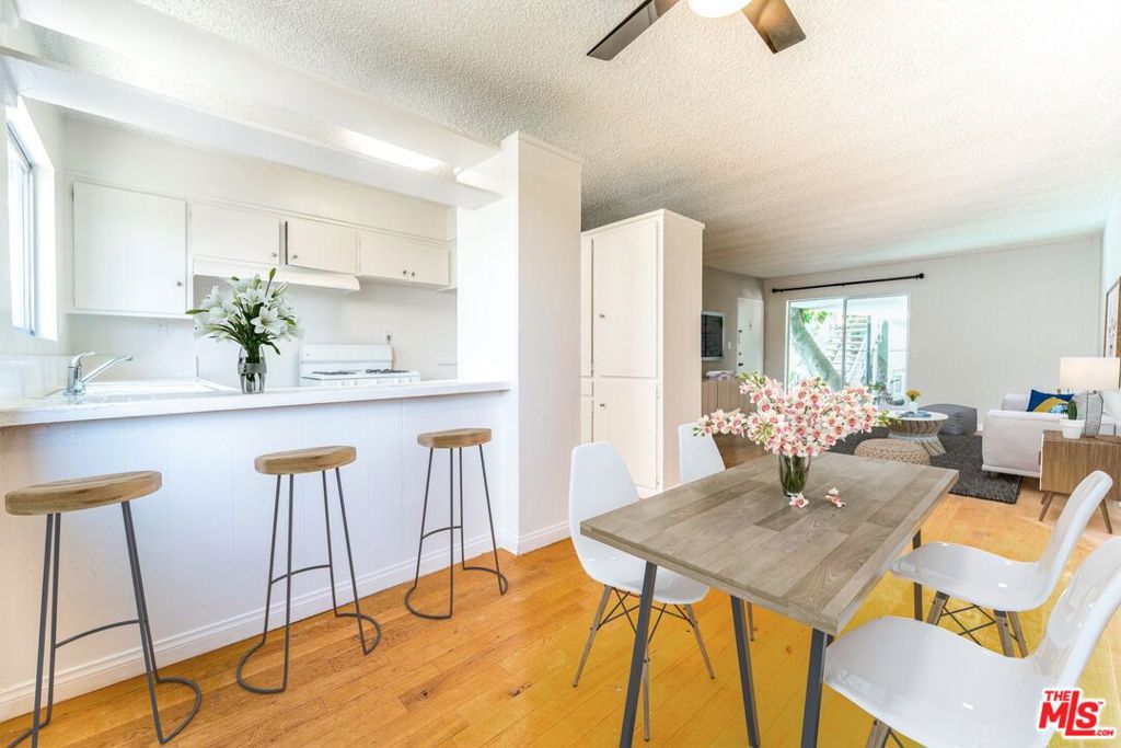 941 N San Vicente Boulevard #11