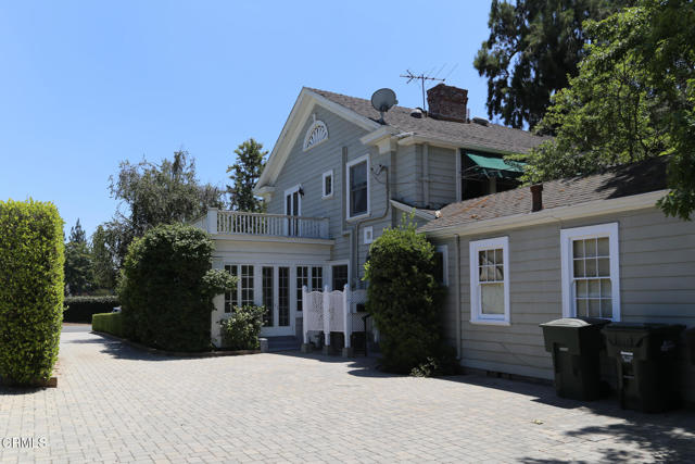143 Country Club Drive, San Gabriel CA: https://media.crmls.org/mediaz/d7bc765d-34d4-4ecb-9fb5-cce314a40d46.jpg