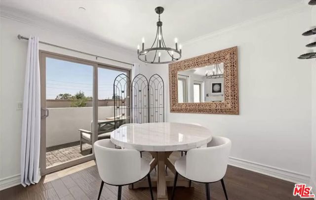 1621 Barry Avenue, Los Angeles CA: https://media.crmls.org/mediaz/d7bd3224-b2a9-4d14-8306-b6b10198977b.jpg
