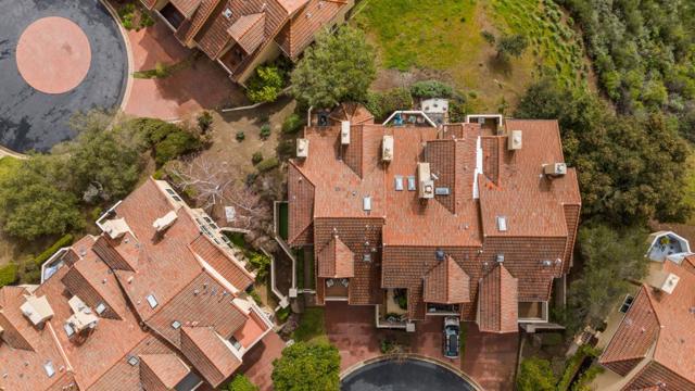 9 Mayflower Lane, San Carlos CA: https://media.crmls.org/mediaz/d7bd83e3-95ff-4b61-b550-85fcb66c1f0f.jpg