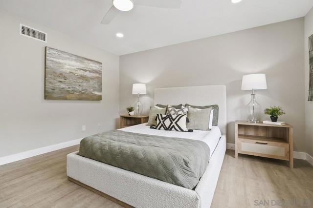 12516 Camino Vuelo, San Diego CA: https://media.crmls.org/mediaz/d7bd9c62-dc18-4d2f-9df9-60b6c220c7f6.jpg