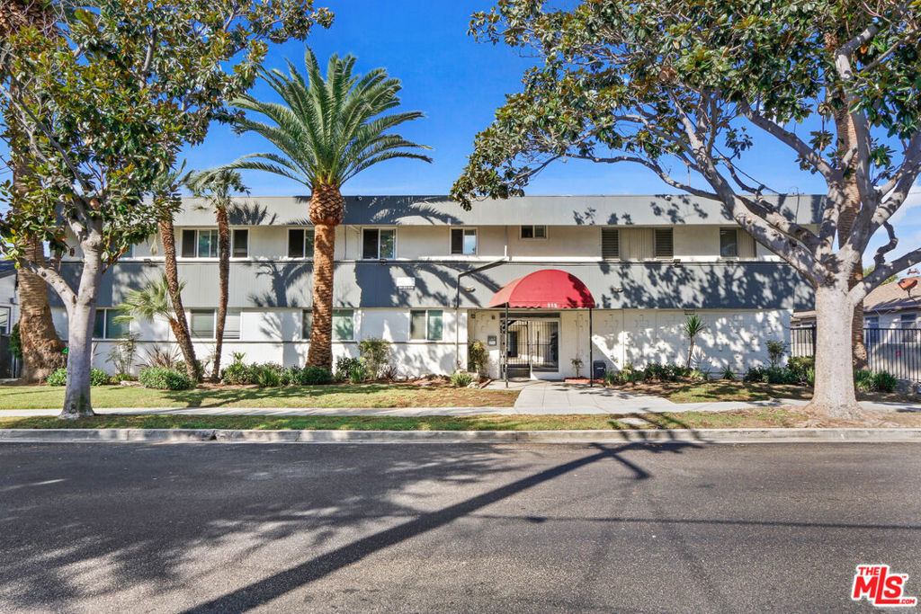 115 N Oak Street #29