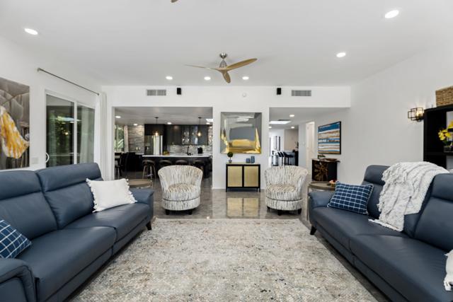 1 Temple Court, Rancho Mirage CA: https://media.crmls.org/mediaz/d7be0078-59a2-4407-b1c0-01c64b4abe12.jpg