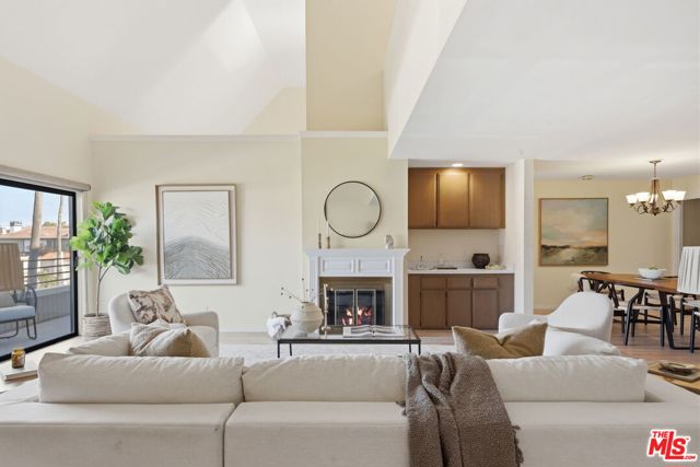 700 Esplanade, Redondo Beach, California 90277, 3 Bedrooms Bedrooms, 0 ,2 BathroomsBathrooms,Residential,For Sale,Esplanade,0,26839309 700 Esplanade, Redondo Beach, California 90277, 3 Bedrooms Bedrooms, 0 ,2 BathroomsBathrooms,Residential,For Sale,Esplanade,0,26839309
