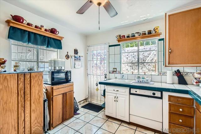 3145 Chollas Road, San Diego CA: https://media.crmls.org/mediaz/d7bf42a9-6a8b-4203-b20d-b0696a84c0f2.jpg