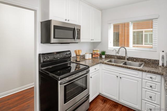 17141 W Bernardo Dr., San Diego CA: https://media.crmls.org/mediaz/d7bfb74c-2a7f-4cfd-aed0-4df7d284d3c7.jpg