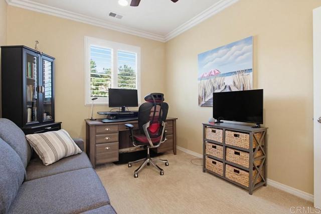 Detail Gallery Image 32 of 73 For 6934 Feldspar Pl, Carlsbad,  CA 92009 - 3 Beds | 2/1 Baths