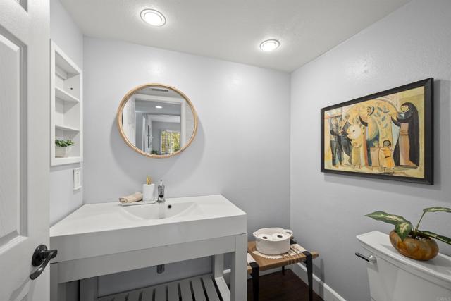 Detail Gallery Image 13 of 36 For 3020 Plaza Lorenzo, Bonita,  CA 91902 - 4 Beds | 2/1 Baths