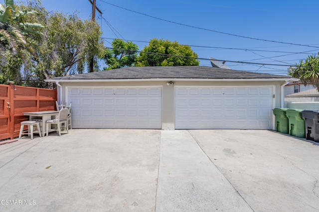 5924 Fairfax Avenue, Los Angeles CA: https://media.crmls.org/mediaz/d7c31c2f-aa5a-4da5-aaa8-a9b87c66df5a.jpg