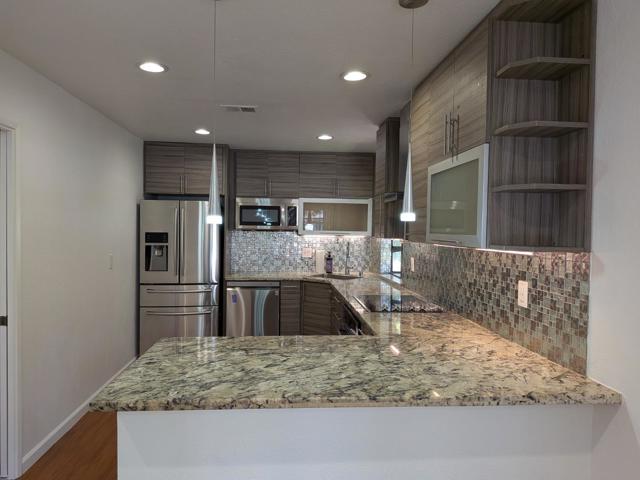 217 Ada Avenue, Mountain View CA: https://media.crmls.org/mediaz/d7c35768-ea7b-4e2c-9b32-66bd07cd91ce.jpg