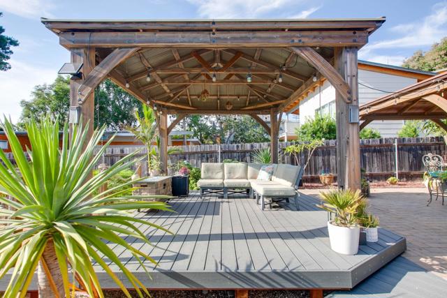 Detail Gallery Image 17 of 56 For 2392 Fire Mountain Dr, Oceanside,  CA 92054 - 2 Beds | 2 Baths