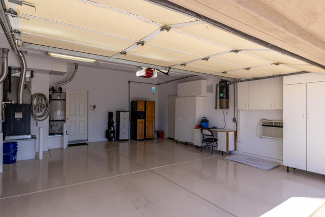 78210 Gray Hawk Drive, Palm Desert CA: https://media.crmls.org/mediaz/d7c3b012-d12d-4c75-a3b5-eb5bcdd6df33.jpg