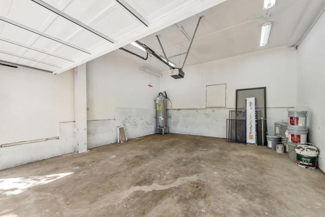 21683 Summit Road, Los Gatos CA: https://media.crmls.org/mediaz/d7c3e39a-3657-45bc-90c8-04d2eda55cb0.jpg