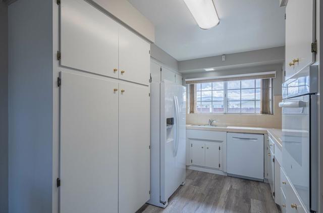 607 La Mesa Drive, Salinas CA: https://media.crmls.org/mediaz/d7c409ea-5bd9-481e-baea-69f8fb13f078.jpg