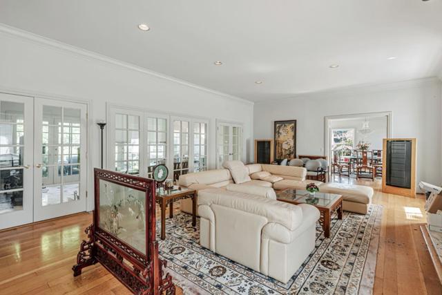 280 Uplands Drive, Hillsborough CA: https://media.crmls.org/mediaz/d7c413f2-e5f3-471a-b675-e5623a180596.jpg