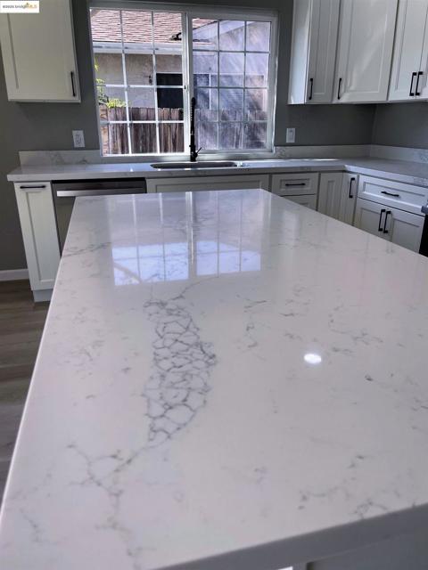 2723 E Tregallas Rd, Antioch CA: https://media.crmls.org/mediaz/d7c57d30-3338-4a81-a6a7-1beceefe3236.jpg