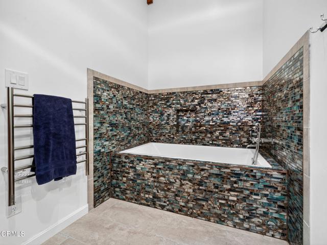 Detail Gallery Image 17 of 49 For 19400 Dorffi Rd, Fort Bragg,  CA 95437 - 3 Beds | 2/1 Baths