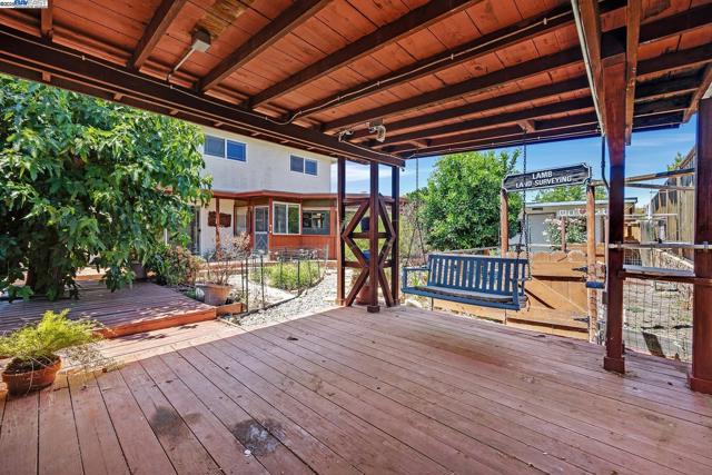 426 El Caminito, Livermore CA: https://media.crmls.org/mediaz/d7c5d508-9767-43d1-a46a-63fbee0bf764.jpg