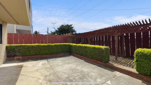 263 San Fernando Way, Daly City CA: https://media.crmls.org/mediaz/d7c60c79-9ac4-4446-885e-550606f50461.jpg