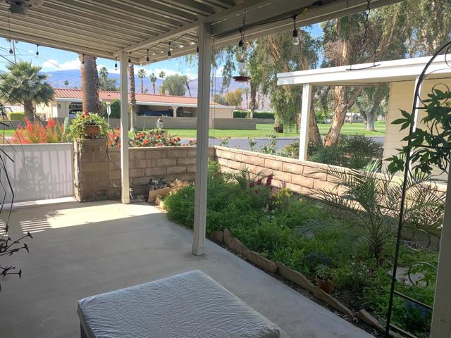 74240 Angels Camp Road, Palm Desert CA: https://media.crmls.org/mediaz/d7c61fb5-0176-4947-bdfd-4022accee910.jpg